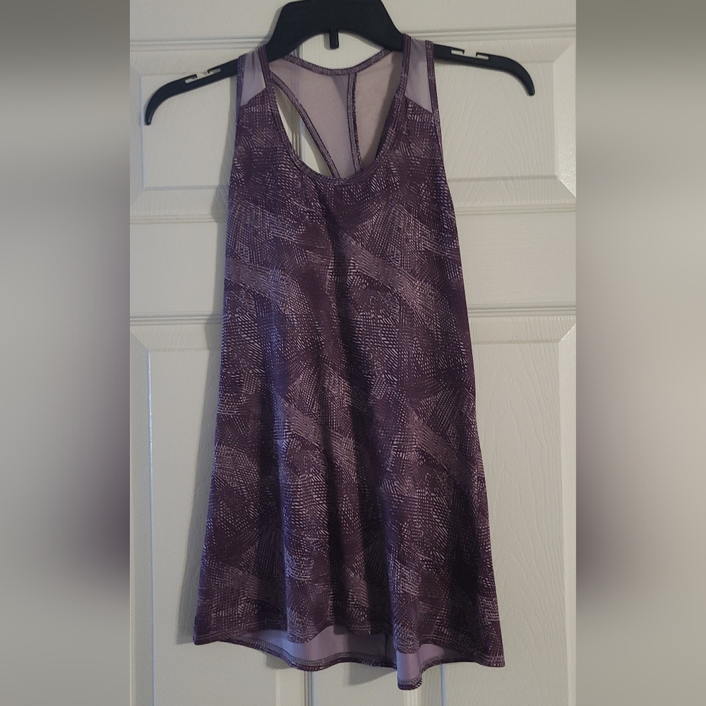 Reebok purple geometric print tank like new size small